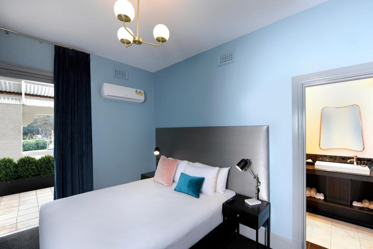 The Stirling Arms Hotel Perth Buitenkant foto
