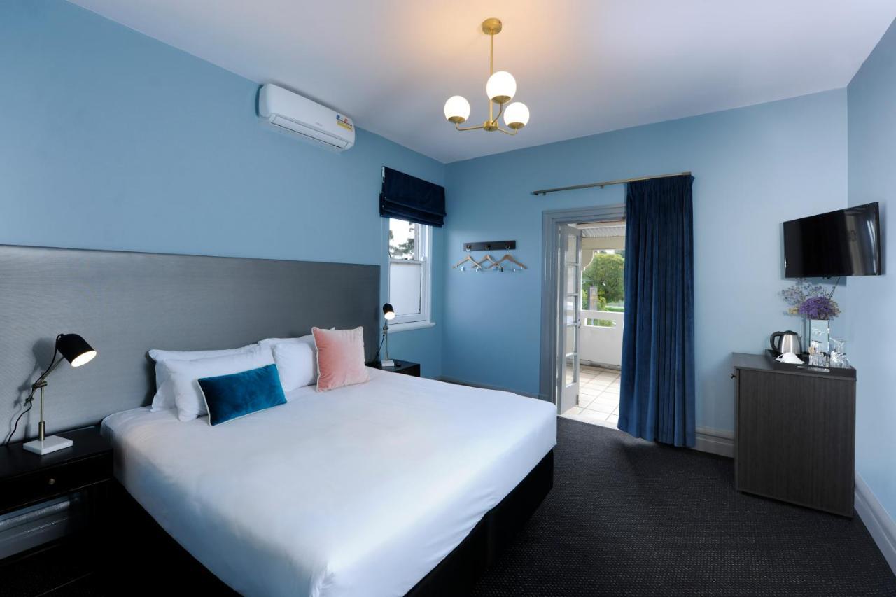 The Stirling Arms Hotel Perth Buitenkant foto